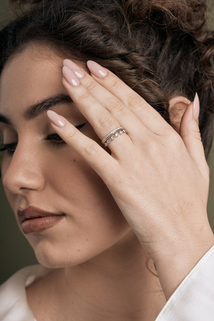 Women's wedding bands