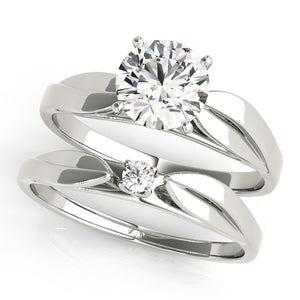 Lily Solitare Engagement Ring