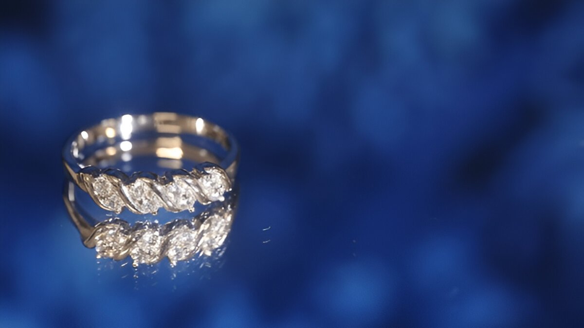 Top Diamond Jewellery Trends for 2025 (For Men & Women)
