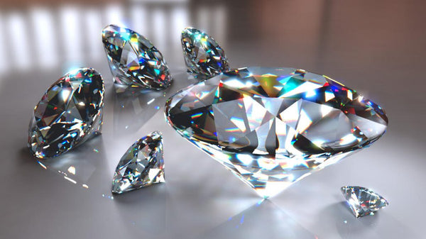 How to Spot a Fake Diamond: A Buyer’s Guide