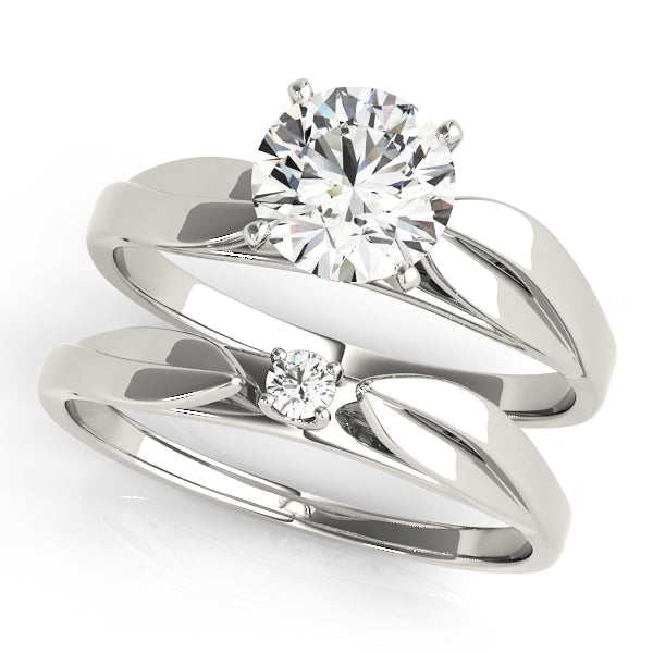 Lily Solitare Engagement Ring