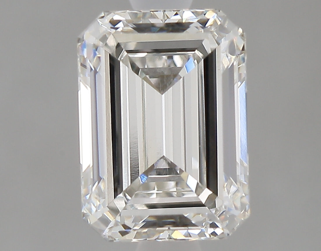 1.6 ct G Colour VVS2 Clarity Emerald Shape Lab Grown Diamond