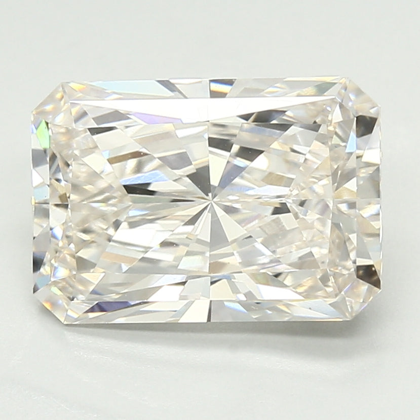 4.06 ct H Color VS1 Clarity Radiant Shape Lab Grown Diamond