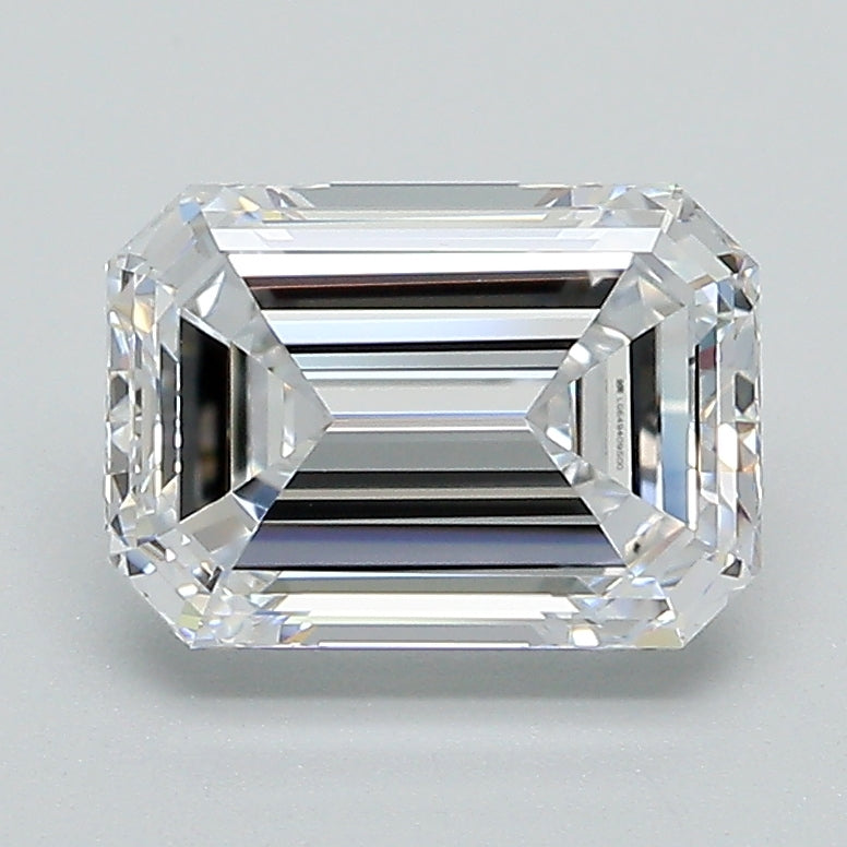 2.1 ct H Color VVS2 Clarity Emerald Shape Lab Grown Diamond