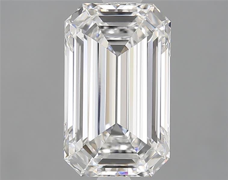 2.6 ct E Colour VVS2 Clarity Emerald Shape Lab Grown Diamond