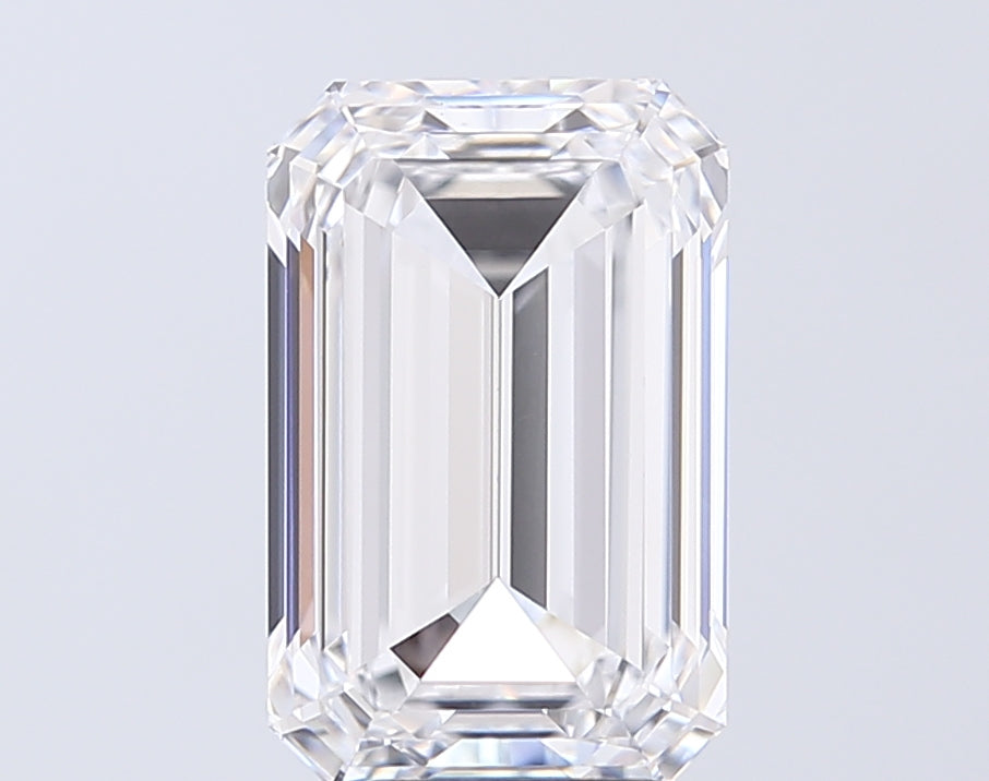 4.35 ct D Colour VVS2 Clarity Emerald Shape Lab Grown Diamond