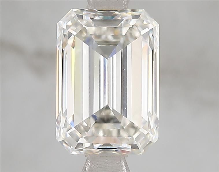 3.01 ct H Colour VVS2 Clarity Emerald Shape Lab Grown Diamond