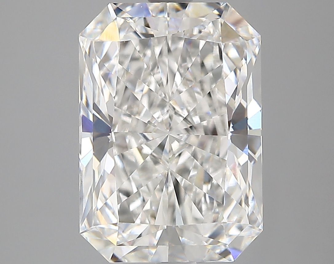 4.03 ct E Colour VVS2 Clarity Radiant Shape Lab Grown Diamond