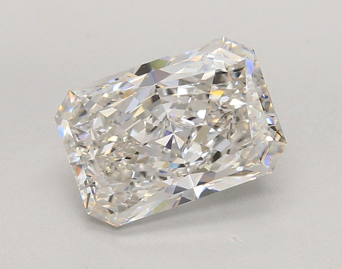 5.01 ct G Colour VVS2 Clarity Radiant Shape Lab Grown Diamond