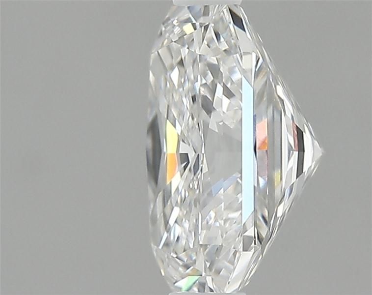 1.63 ct G Colour VVS2 Clarity Radiant Shape Lab Grown Diamond
