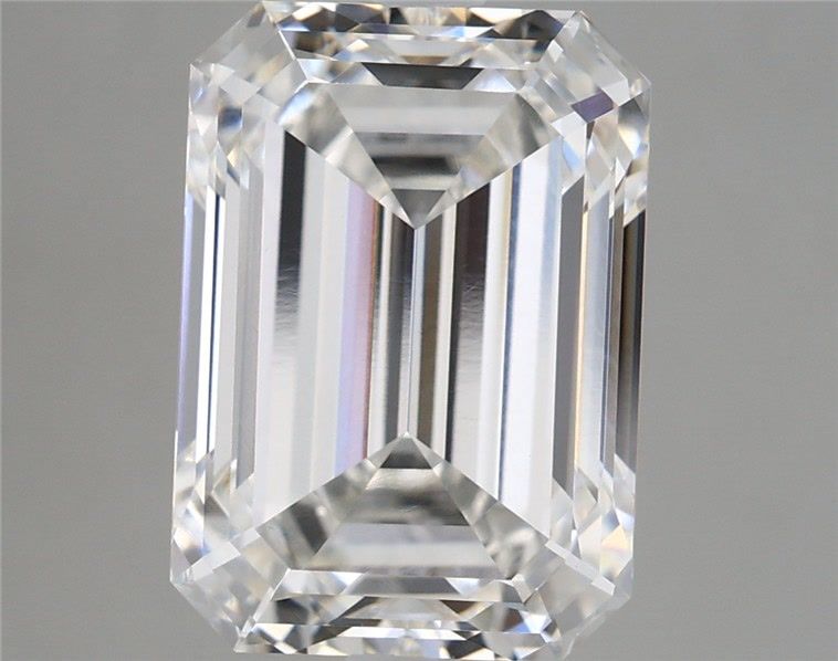5.53 ct F Colour VVS2 Clarity Emerald Shape Lab Grown Diamond