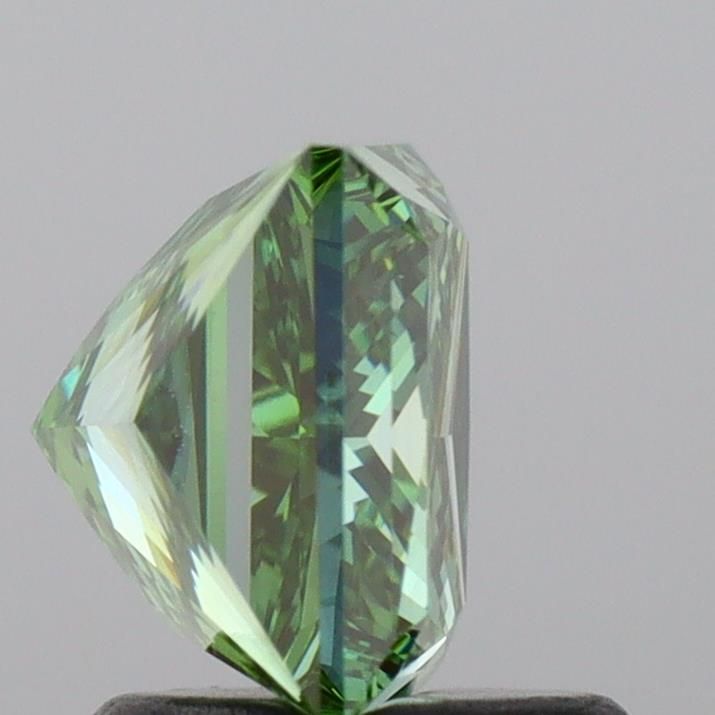 1.5 ct  Colour VVS2 Clarity Princess Shape Coloured Lab Grown Diamond